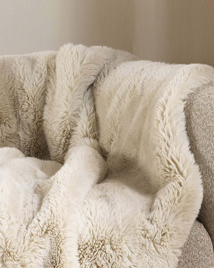 Baya | Pele Faux Fur Throw | Ecru image 2